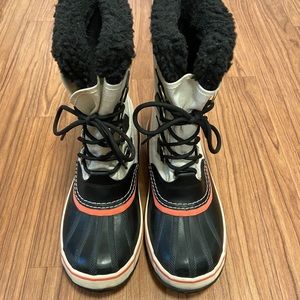 Sorel Winter Boots - Sz 8.5 - Winter Carnival